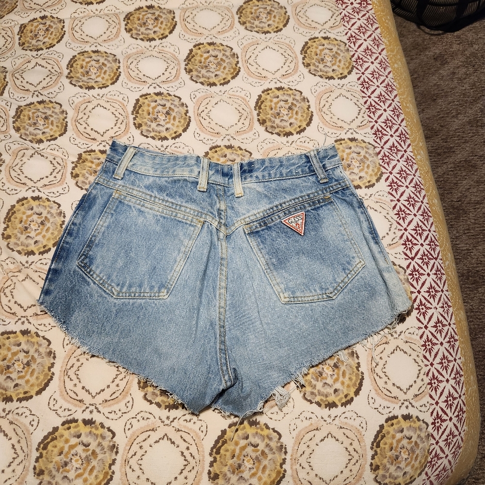 Guess cutoff shorts